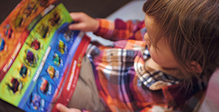 Inégalités socioéconomiques dans le développement langagier et moteur des enfants à deux ans